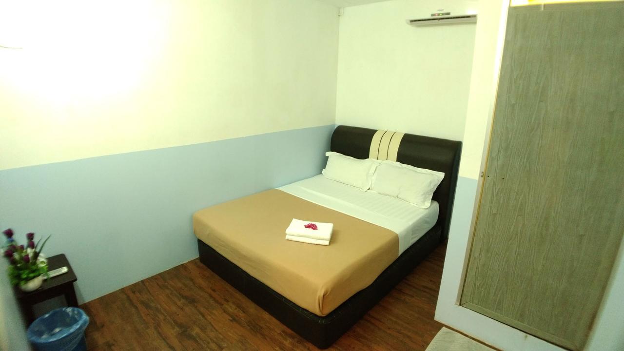 Apple 1 Hotel Budget Gelugor Exteriér fotografie